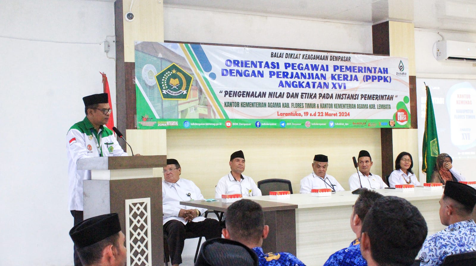 Foto - Kasubag TU Kemenag Flotim Buka Kegiatan Orientasi PPPK Angkatan XVI