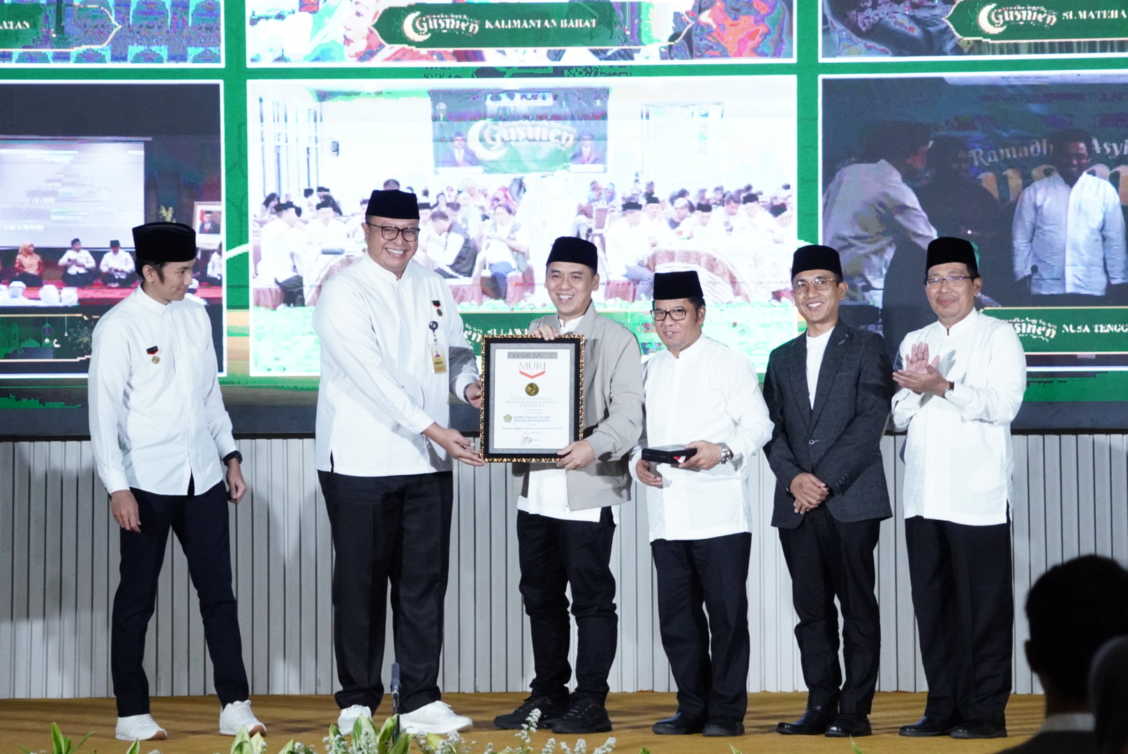 Foto - Kolaborasi Sejuta Cinta, Kemenag Salurkan 1,5 Juta Paket Bantuan Ramadan