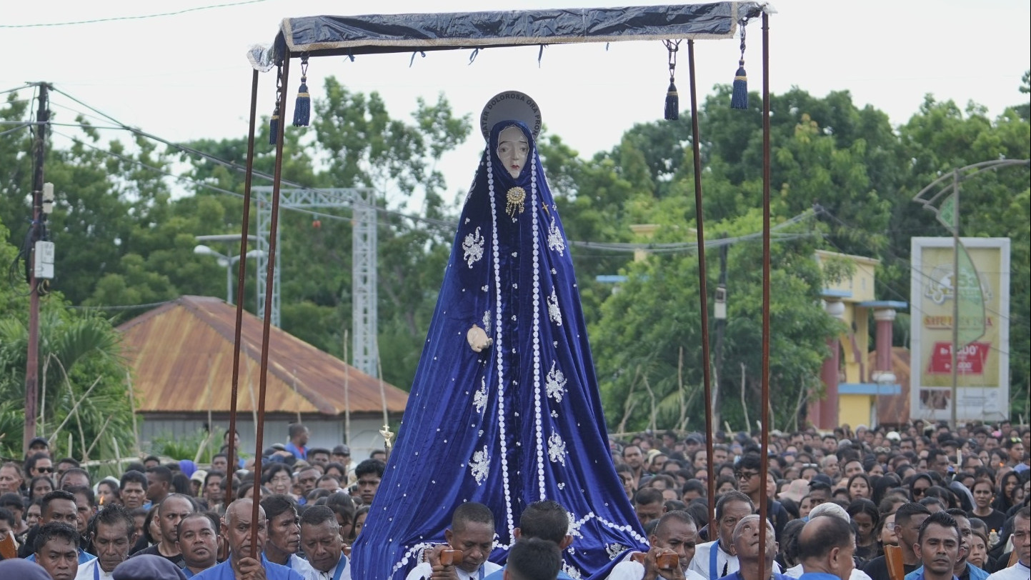 Foto - Tradisi Semana Santa dan Kerajaan Katolik di Larantuka