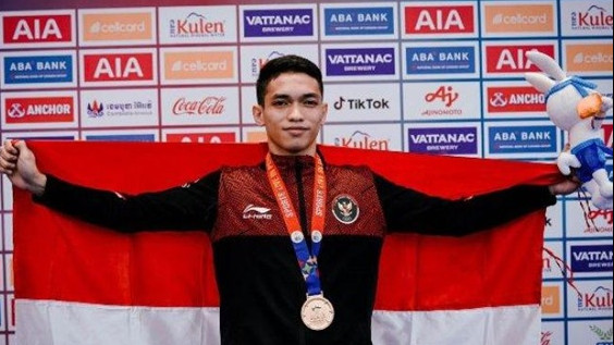 Foto - Alumni MAN Kota Kupang, Zaki Prasong, Sabet Emas Sea Games 2023